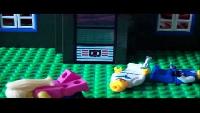 Lego Девушка бьёт парней