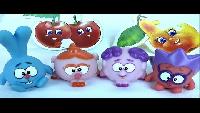 Смешарики собирают фрукты и ягоды - Развивающее видео с игрушками